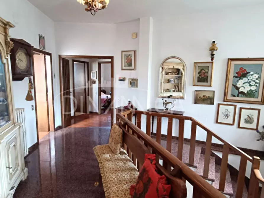 Immagine 10 di Appartamento in vendita  a Vinci