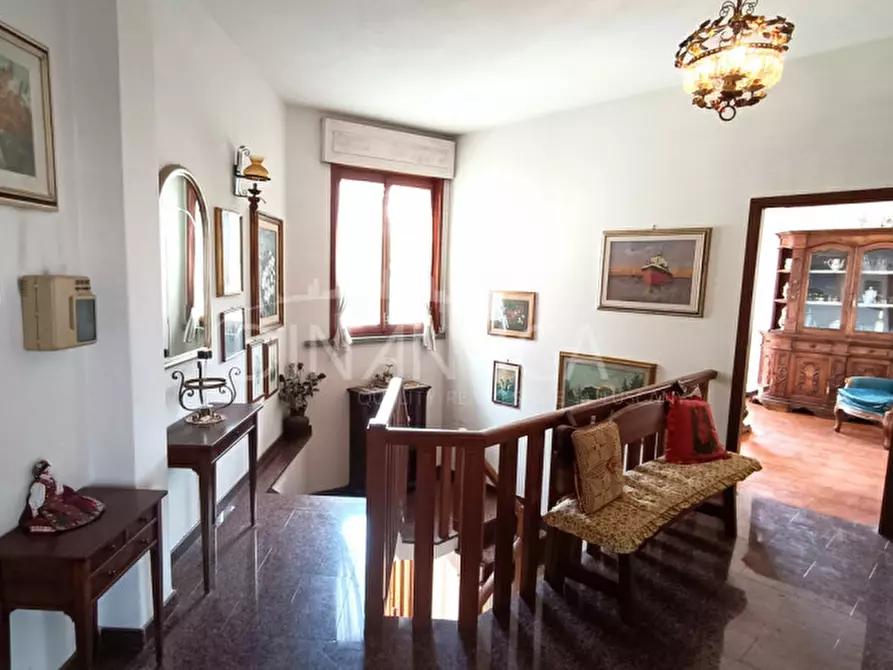 Immagine 12 di Appartamento in vendita  a Vinci