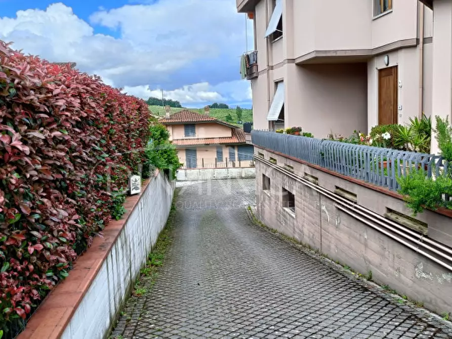 Immagine 25 di Appartamento in vendita  a Vinci