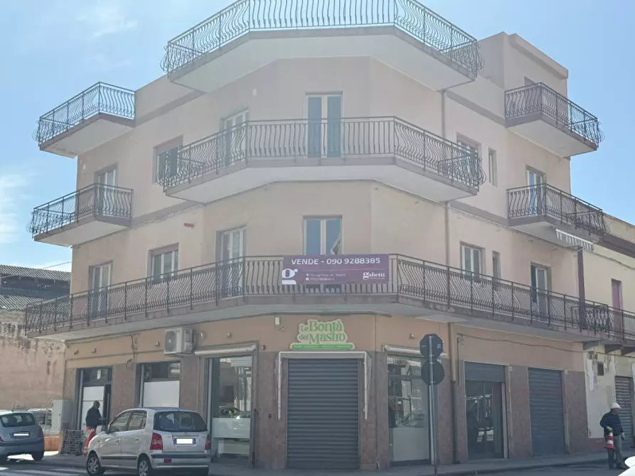 Immagine 15 di Appartamento in vendita  in via maio mariano a Milazzo