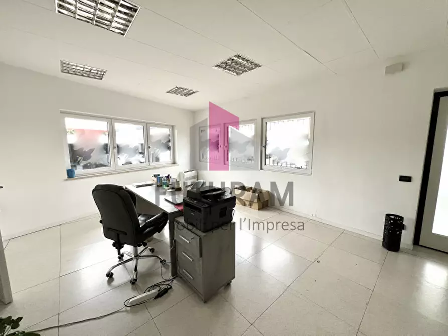 Immagine 6 di Ufficio in affitto  in viale del sole a Vicenza