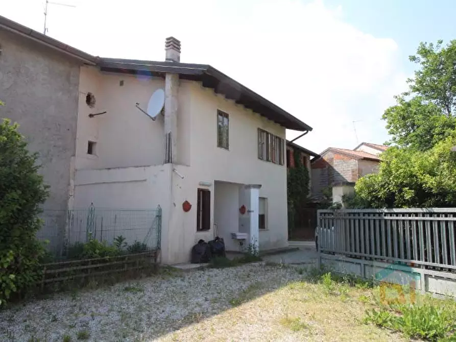 Immagine 1 di Villetta a schiera in vendita  in via ellero 44 a Castions Di Strada