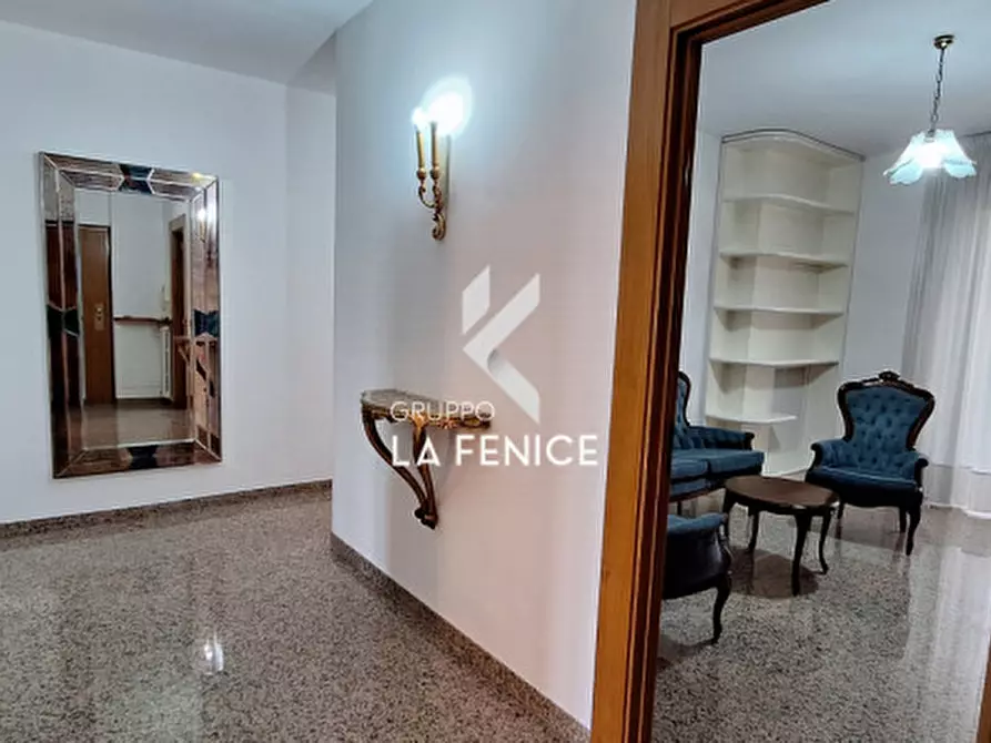 Immagine 6 di Appartamento in vendita  in via Alcide De Gasperi a Locorotondo