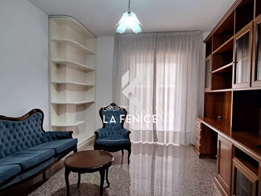 Immagine 8 di Appartamento in vendita  in via Alcide De Gasperi a Locorotondo