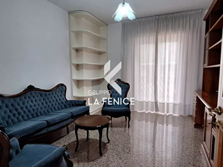 Immagine 9 di Appartamento in vendita  in via Alcide De Gasperi a Locorotondo