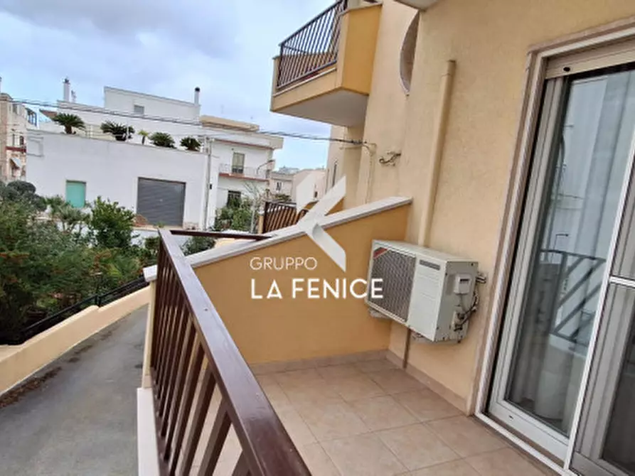 Immagine 14 di Appartamento in vendita  in via Alcide De Gasperi a Locorotondo