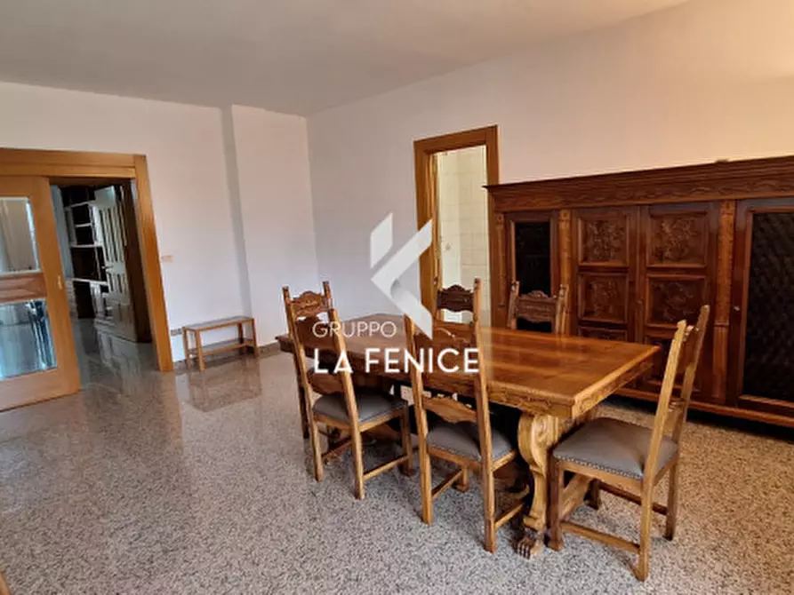 Immagine 26 di Appartamento in vendita  in via Alcide De Gasperi a Locorotondo