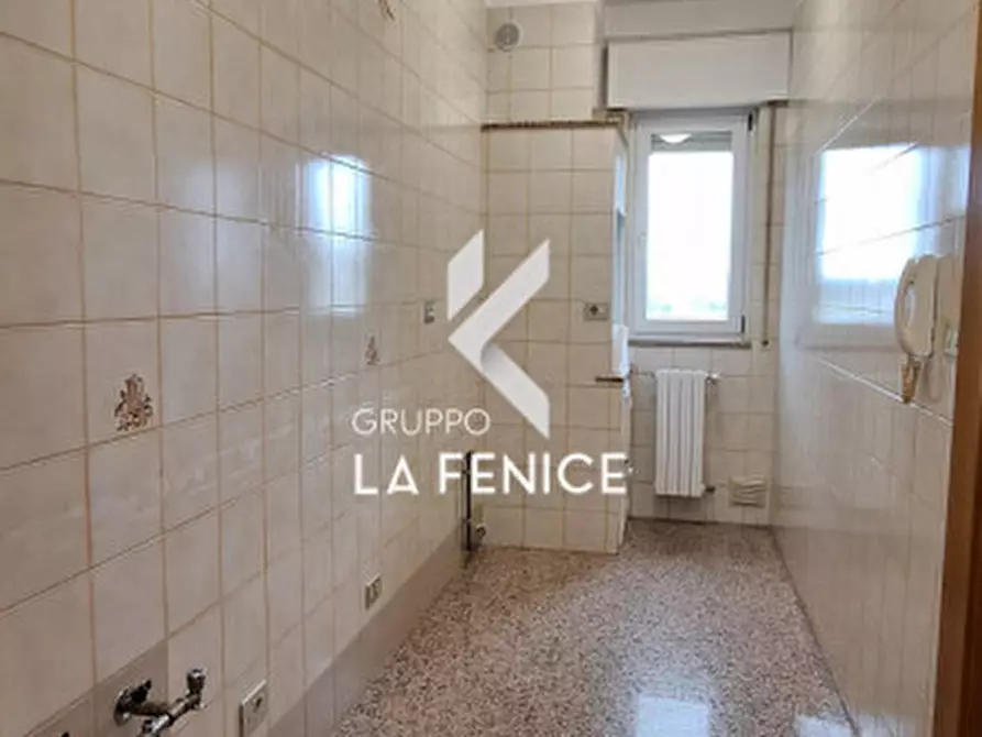 Immagine 28 di Appartamento in vendita  in via Alcide De Gasperi a Locorotondo