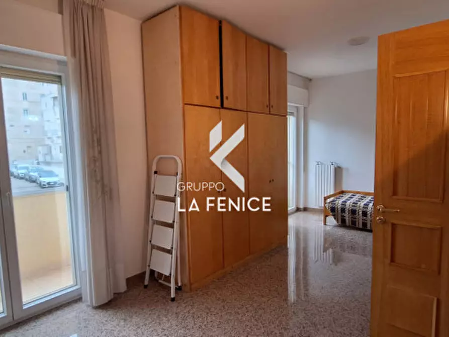 Immagine 42 di Appartamento in vendita  in via Alcide De Gasperi a Locorotondo