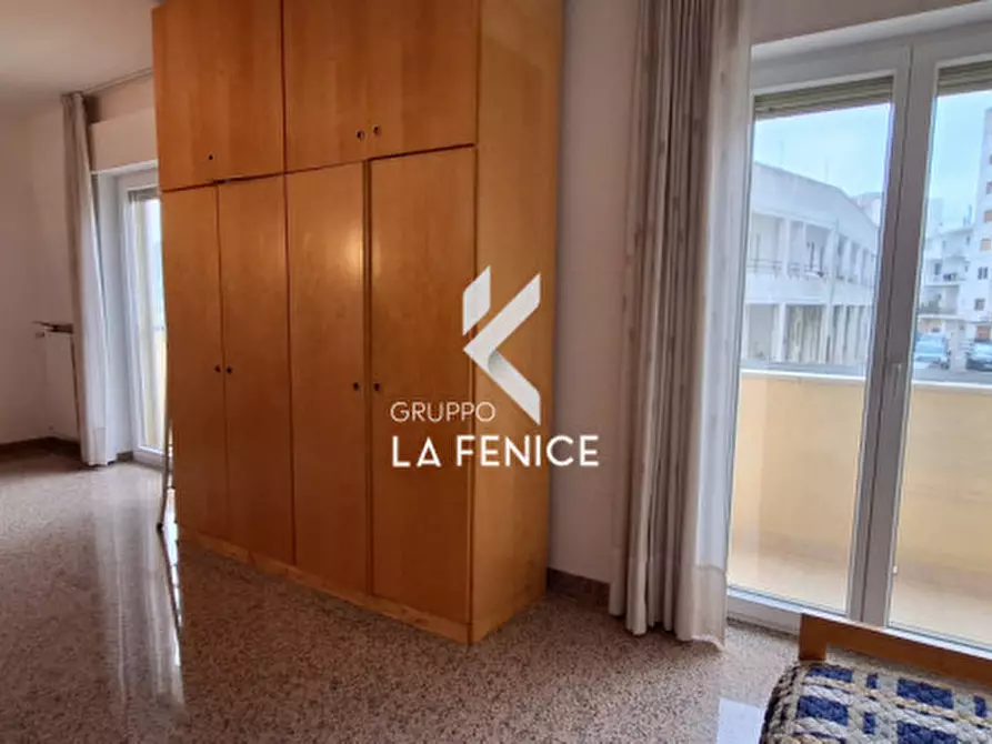Immagine 44 di Appartamento in vendita  in via Alcide De Gasperi a Locorotondo