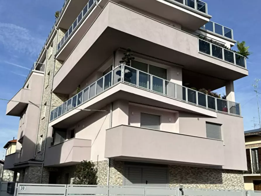 Immagine 2 di Appartamento in vendita  in Via Pietro Riccardi 10 a Modena
