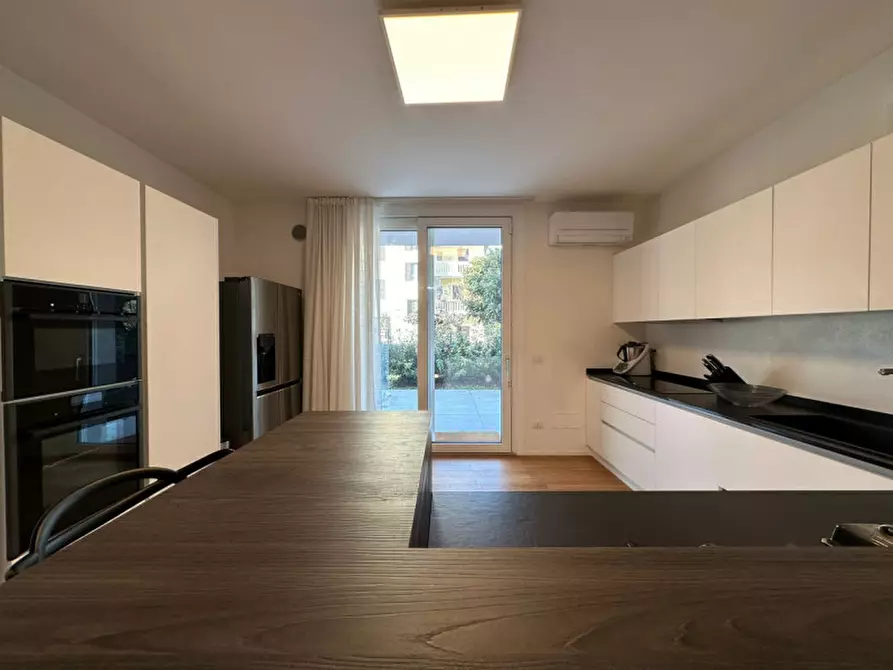 Immagine 11 di Appartamento in vendita  in Via Pietro Riccardi 10 a Modena