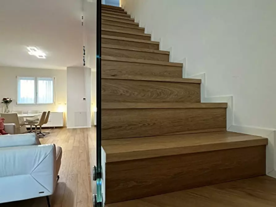 Immagine 16 di Appartamento in vendita  in Via Pietro Riccardi 10 a Modena