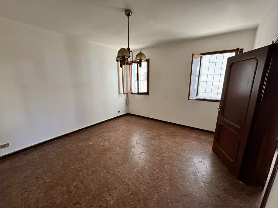 Immagine 10 di Villetta a schiera in vendita  in Via Mandrio a Correggio