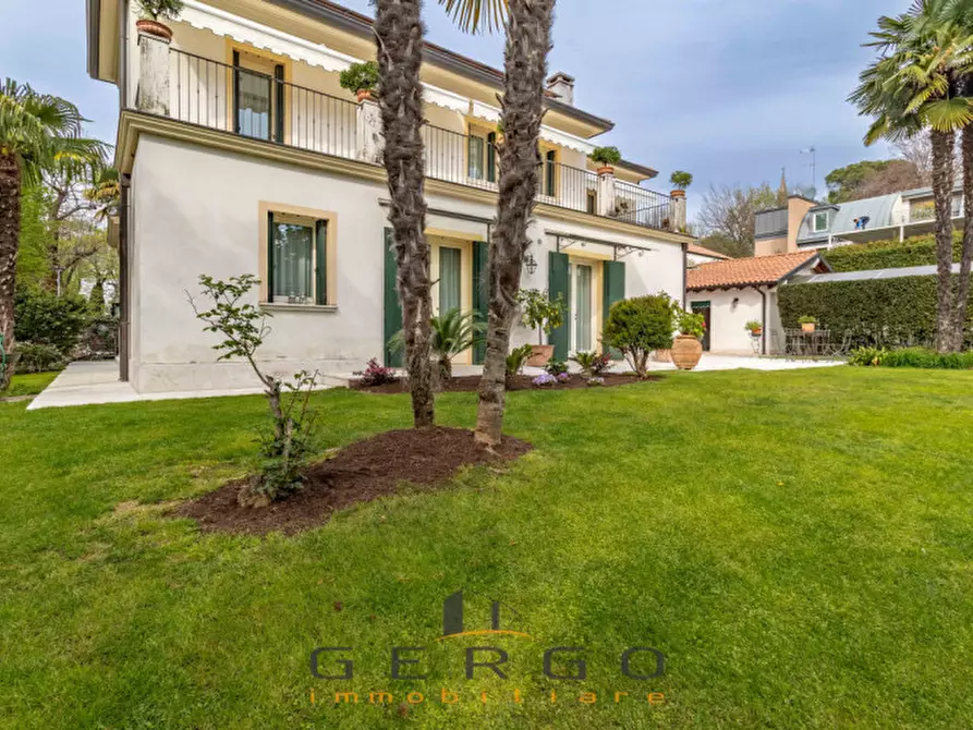 Immagine 3 di Villa in vendita  in Via Nazario Sauro a Montebelluna