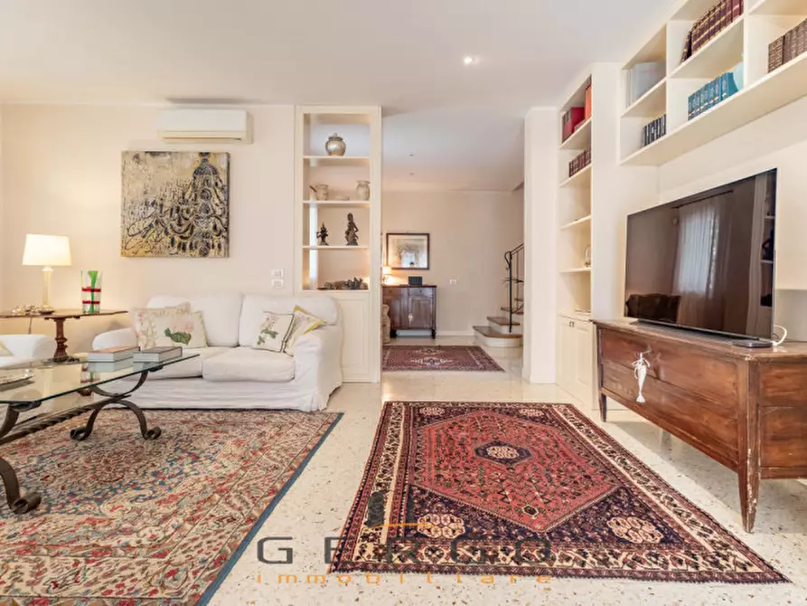 Immagine 9 di Villa in vendita  in Via Nazario Sauro a Montebelluna