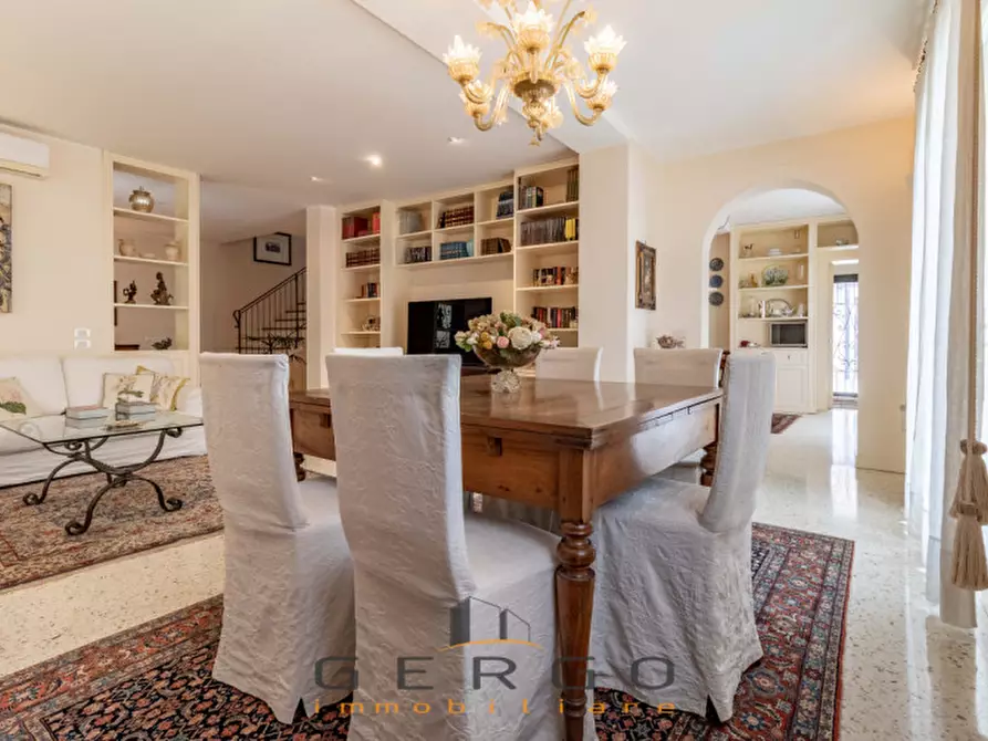 Immagine 13 di Villa in vendita  in Via Nazario Sauro a Montebelluna