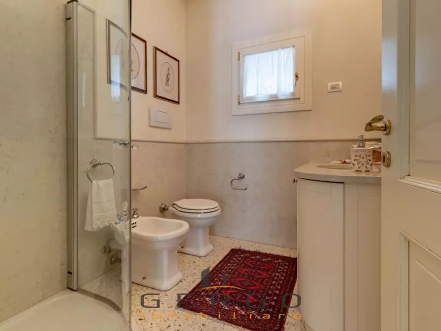 Immagine 27 di Villa in vendita  in Via Nazario Sauro a Montebelluna