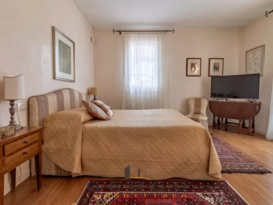 Immagine 32 di Villa in vendita  in Via Nazario Sauro a Montebelluna