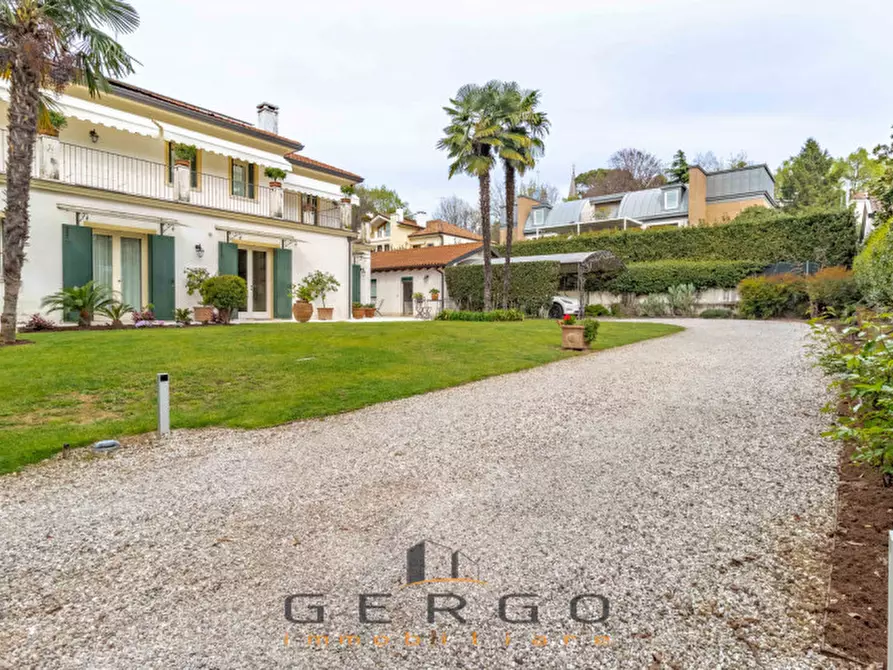 Immagine 44 di Villa in vendita  in Via Nazario Sauro a Montebelluna