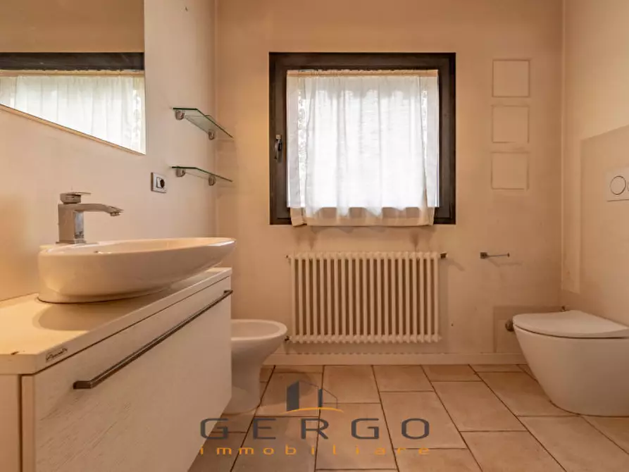 Immagine 60 di Villa in vendita  in Via Nazario Sauro a Montebelluna