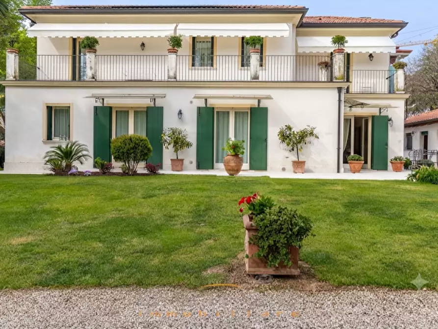 Immagine 63 di Villa in vendita  in Via Nazario Sauro a Montebelluna