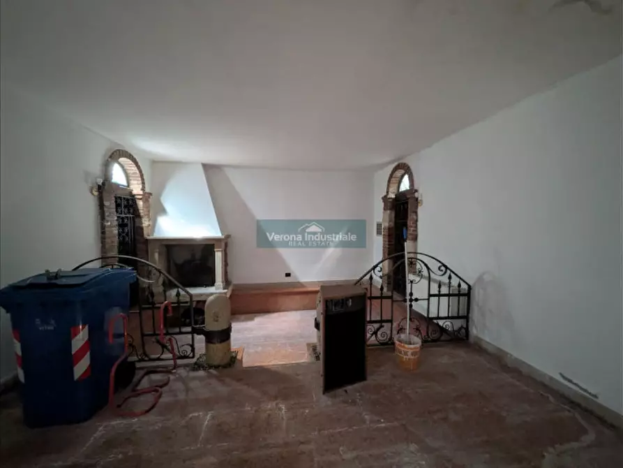 Immagine 8 di Negozio in affitto  in Piazza Martiri della Libertà, 10 a Sona