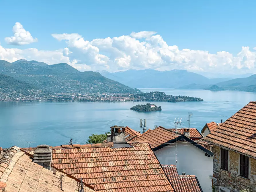 Immagine 8 di Appartamento in vendita  in Via Abate Stoppani 2 a Stresa
