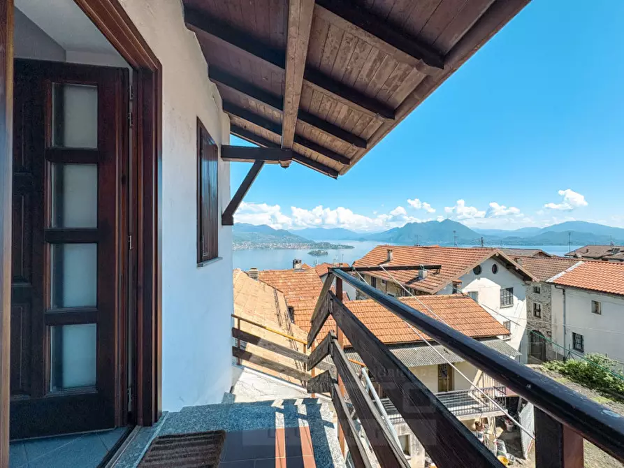 Immagine 13 di Appartamento in vendita  in Via Abate Stoppani 2 a Stresa