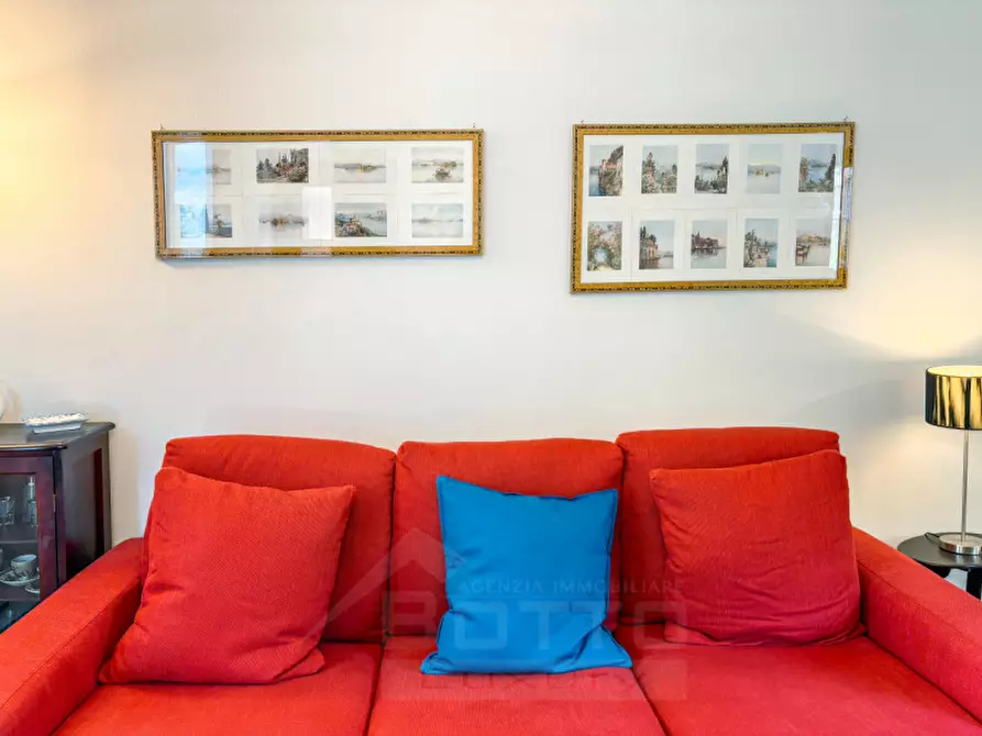 Immagine 17 di Appartamento in vendita  in Via Abate Stoppani 2 a Stresa