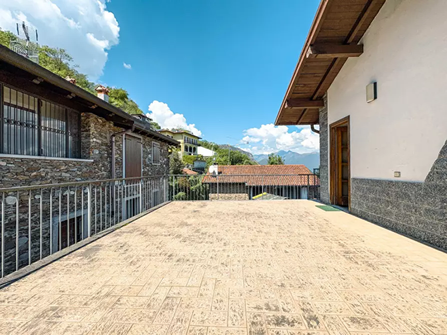 Immagine 21 di Appartamento in vendita  in Via Abate Stoppani 2 a Stresa