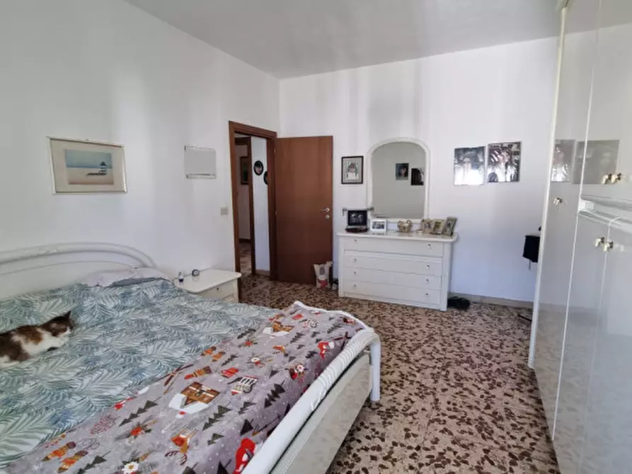 Immagine 11 di Appartamento in vendita  in Via Cristoforo Colombo a Carpi