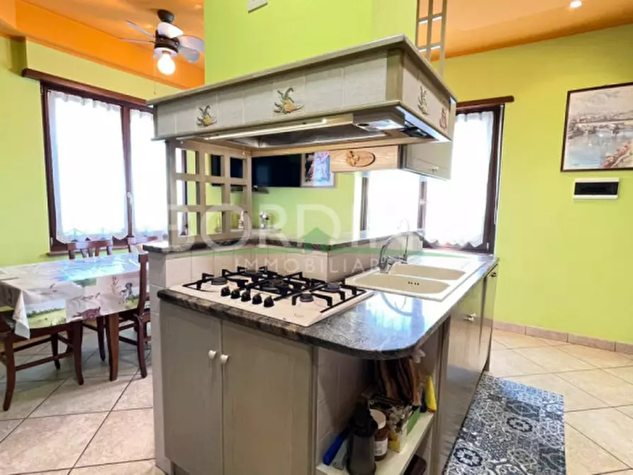 Immagine 10 di Casa bifamiliare in vendita  in Via Adele Alfieri snc a Magliano Alfieri