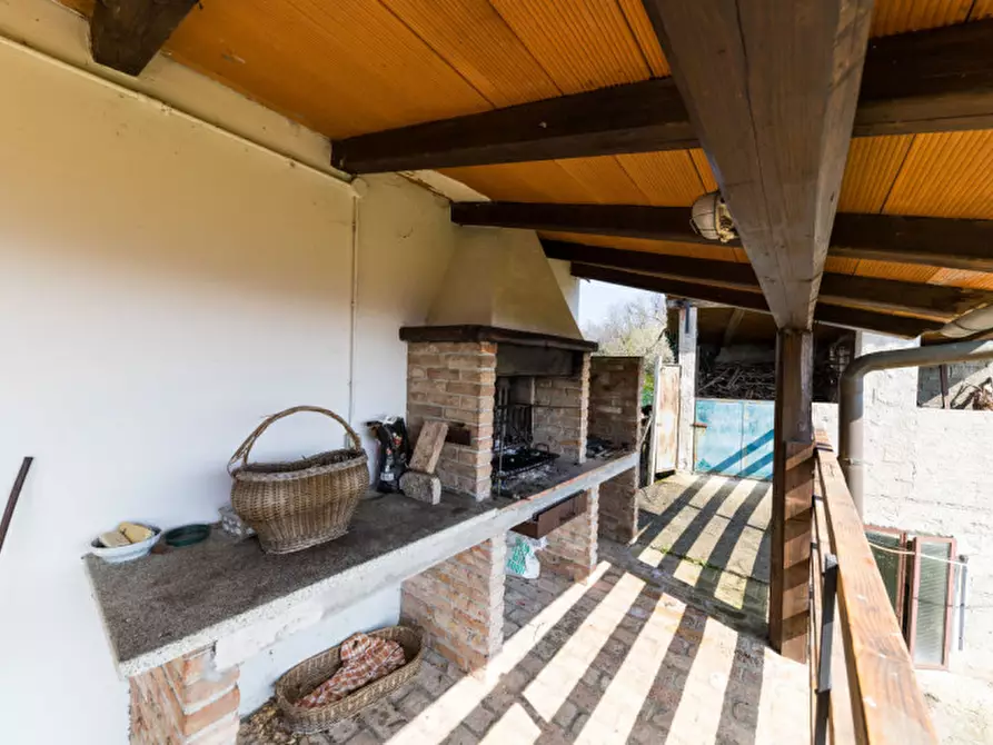 Immagine 24 di Rustico / casale in vendita  in VIA TORRESELLE a Baone