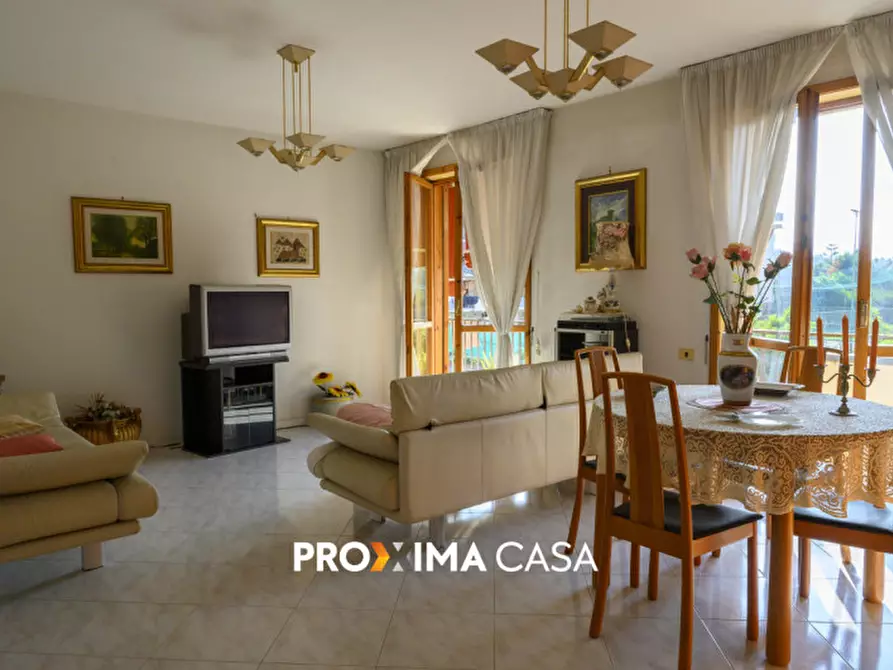 Immagine 2 di Appartamento in vendita  in Via Quintino di Vona 9 a Salerno