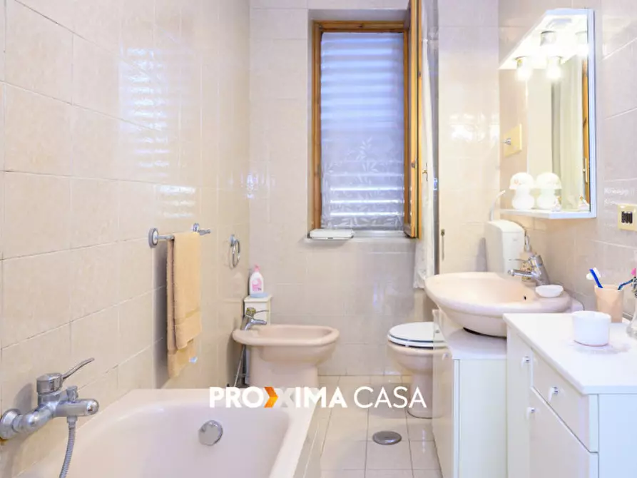 Immagine 11 di Appartamento in vendita  in Via Quintino di Vona 9 a Salerno