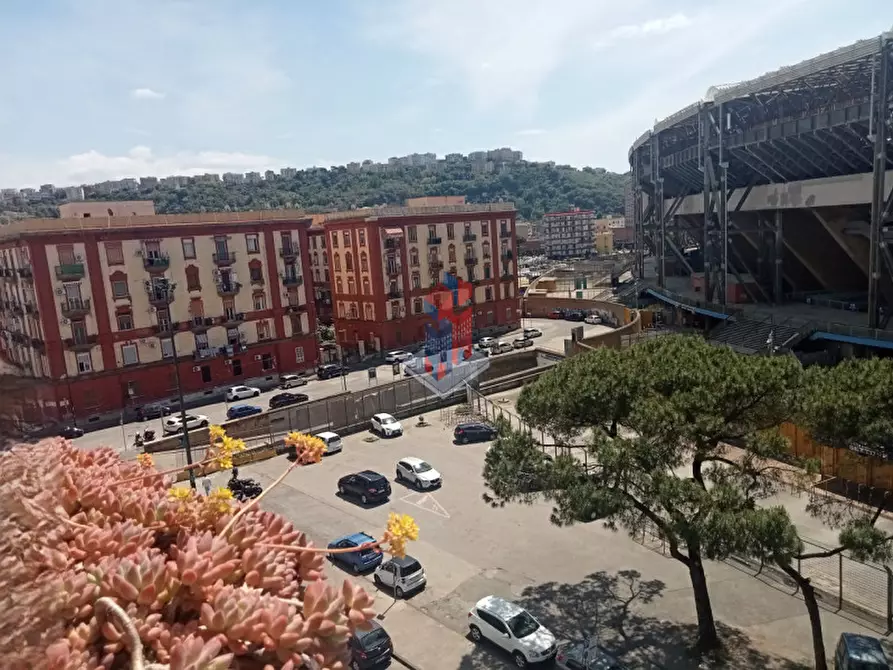 Immagine 1 di Appartamento in vendita  in P.LE GABRIELE D'ANNUNZIO a Napoli