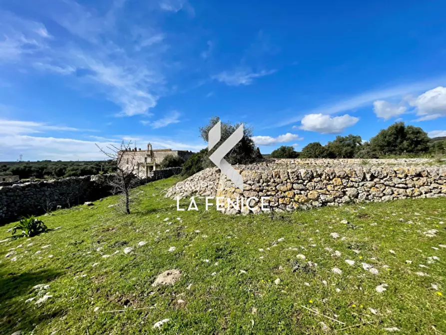 Immagine 10 di Rustico / casale in vendita  in Contrada Valente a Crispiano