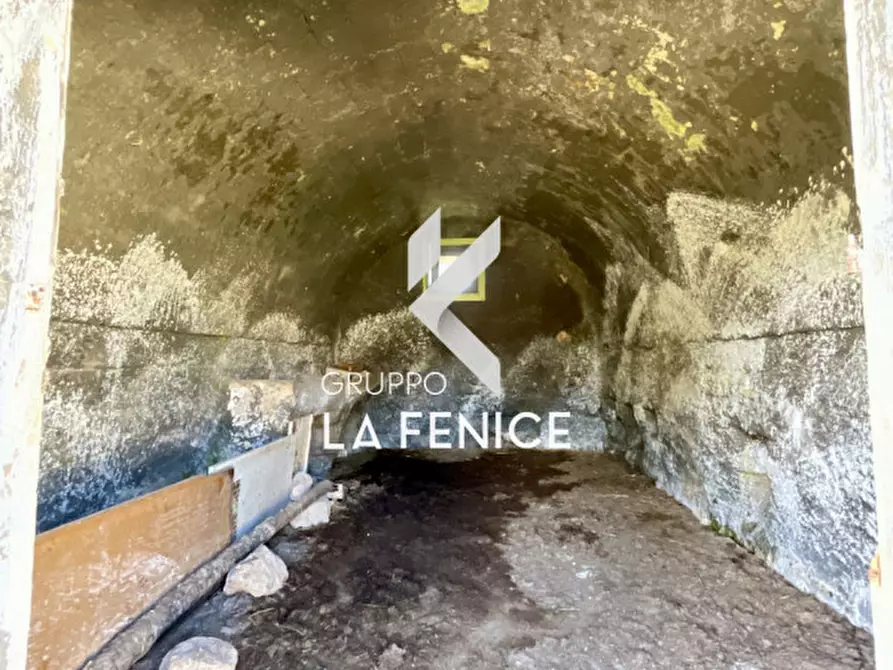 Immagine 33 di Rustico / casale in vendita  in Contrada Valente a Crispiano