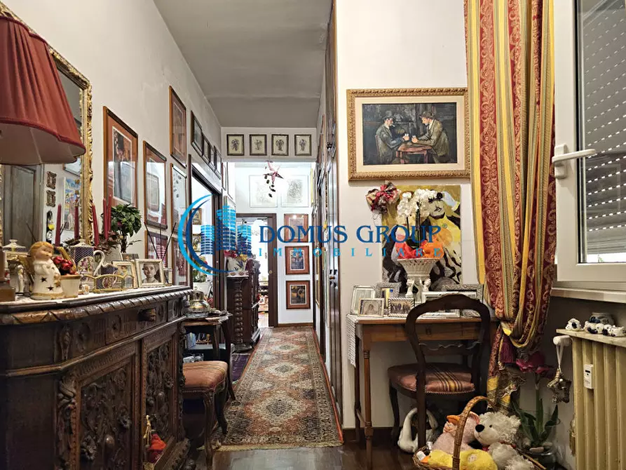 Immagine 3 di Appartamento in vendita  in Via Laura Mantegazza a Roma