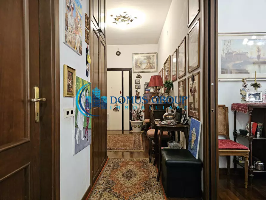 Immagine 4 di Appartamento in vendita  in Via Laura Mantegazza a Roma