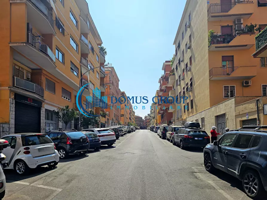Immagine 38 di Appartamento in vendita  in Via Laura Mantegazza a Roma