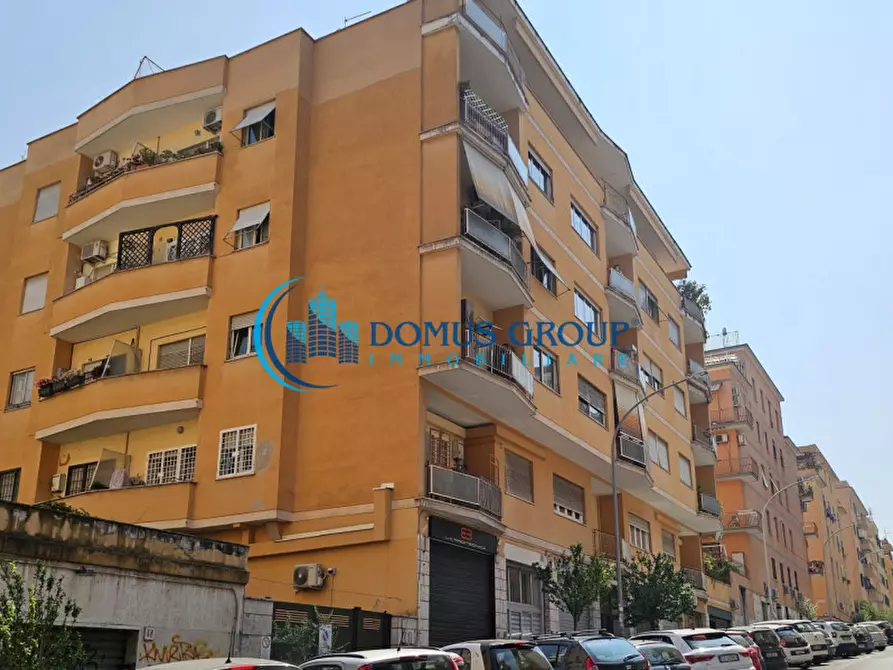 Immagine 39 di Appartamento in vendita  in Via Laura Mantegazza a Roma