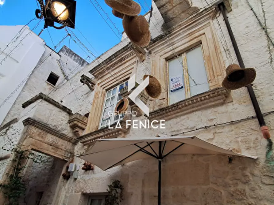 Immagine 2 di Casa indipendente in vendita  in via Morelli a Locorotondo