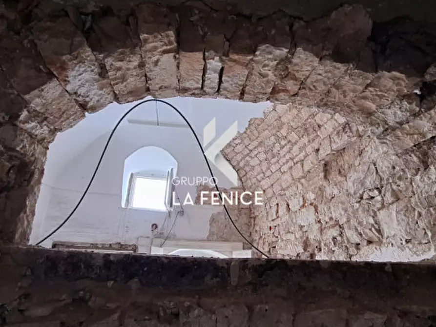 Immagine 18 di Casa indipendente in vendita  in via Morelli a Locorotondo