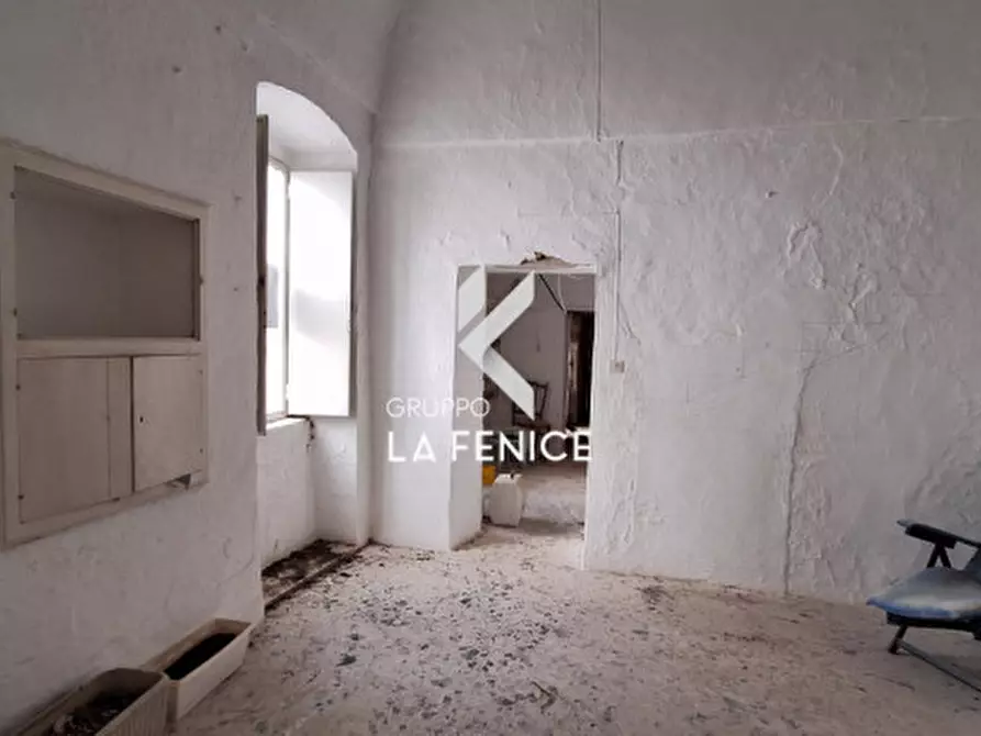 Immagine 29 di Casa indipendente in vendita  in via Morelli a Locorotondo