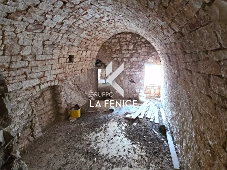 Immagine 31 di Casa indipendente in vendita  in via Morelli a Locorotondo