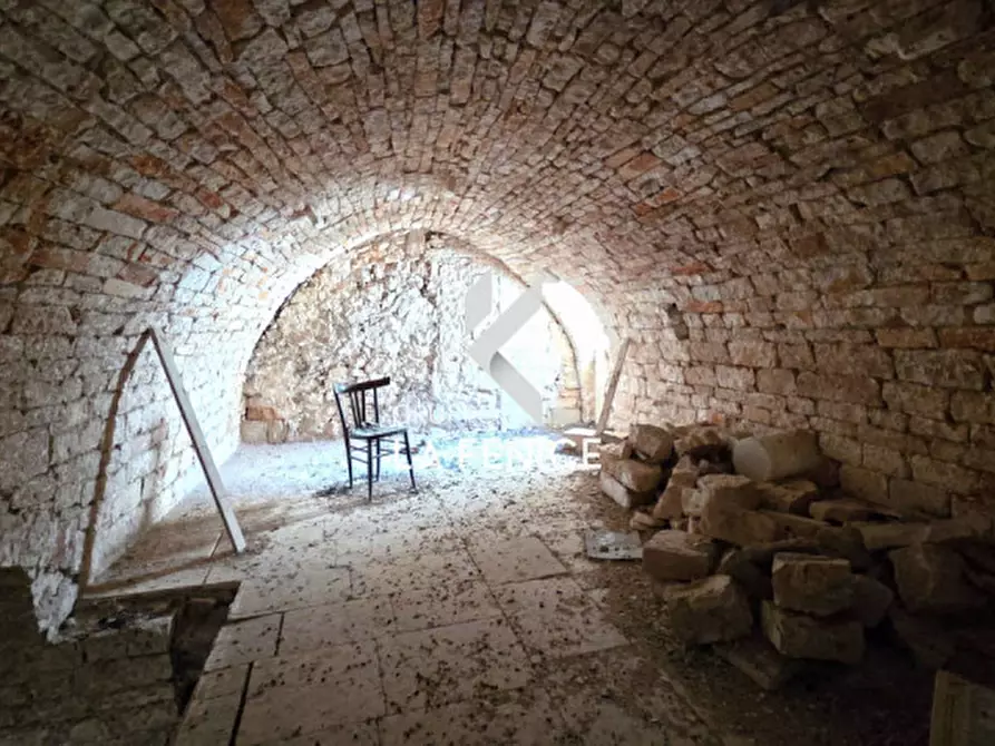 Immagine 32 di Casa indipendente in vendita  in via Morelli a Locorotondo