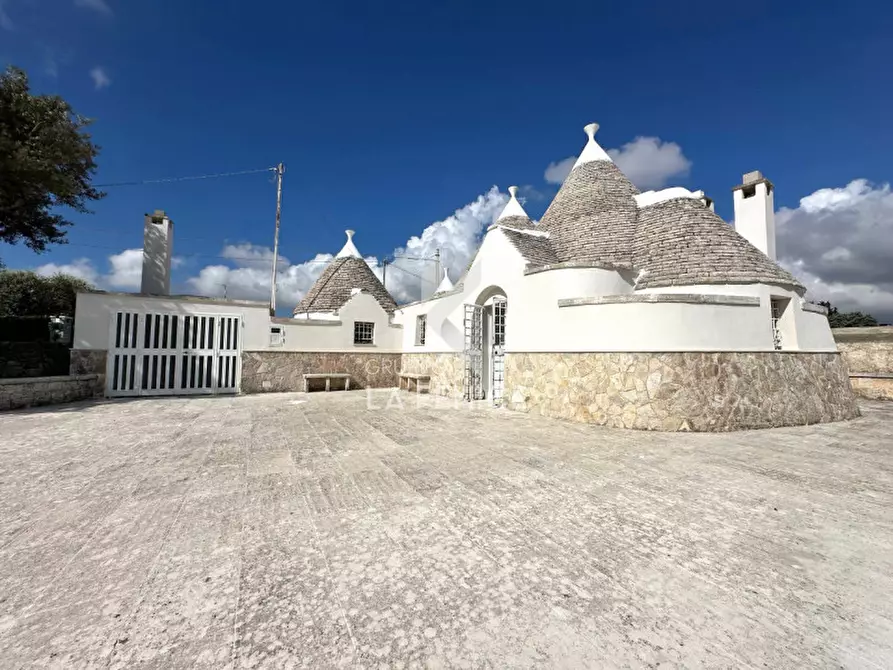 Immagine 9 di Rustico / casale in vendita  in via trasconi chiancone a Martina Franca