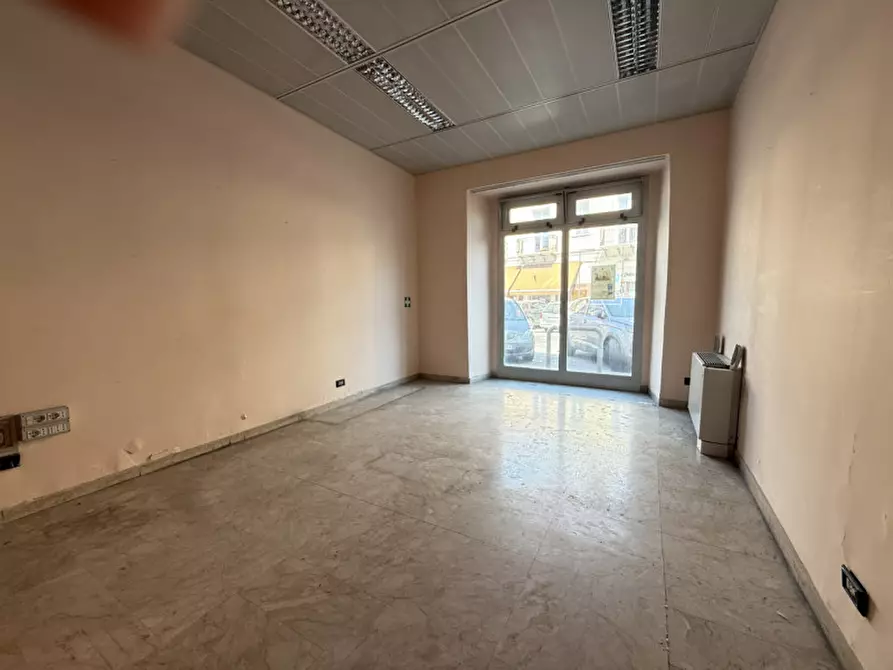 Immagine 13 di Negozio in vendita  in piazza san sebastiano a Barcellona Pozzo Di Gotto